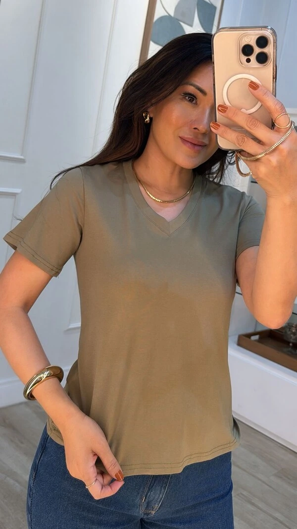 Blusa Malha Decote V Eliza Mangas Curtas