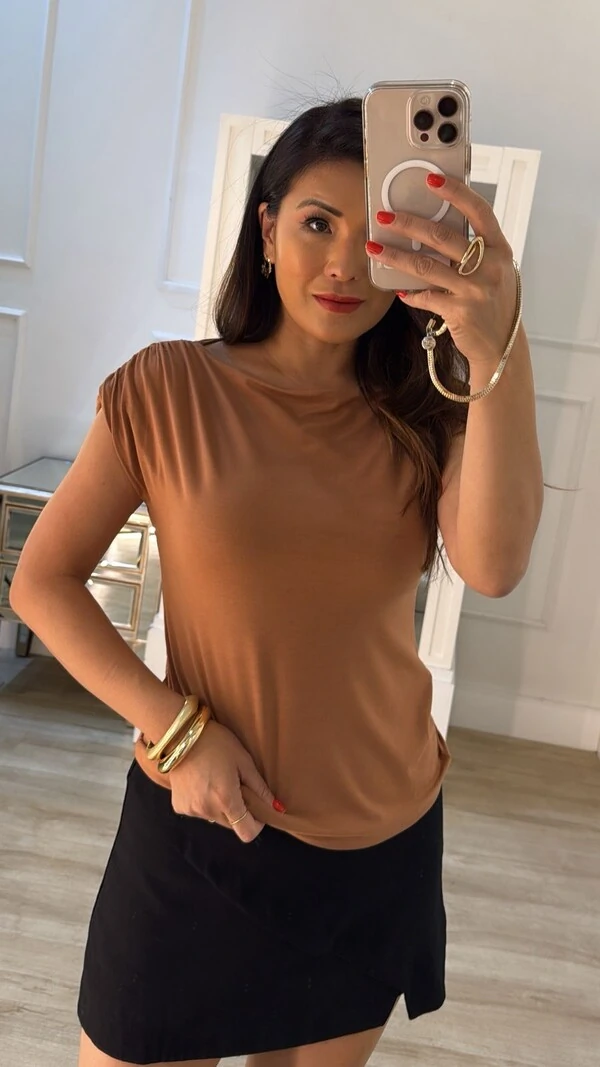 Blusa Muscle De Malha Aline Drapeado Nos Ombros