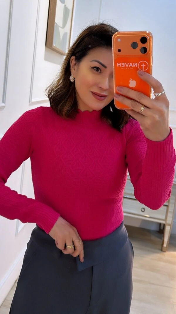 Blusa Tricot Gola Alta Detalhe Nuvem Jamile Nervuras Em Zigue-Zague