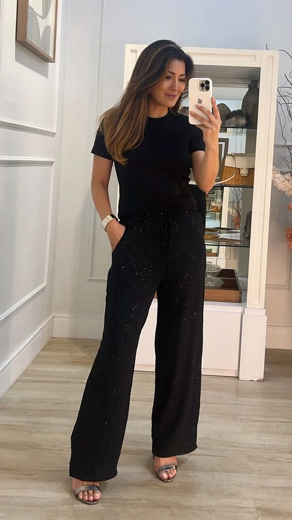 Calça Pantalona Com Brilho Amora Amarração Frontal