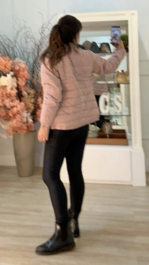 Jaqueta Nylon Valentina Pespontos Em Triangulo Horizontal