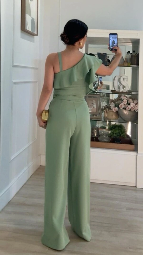 Conjunto Marisa Alfaiataria Blusa Cropped Manga Babados & Calça Pantalona