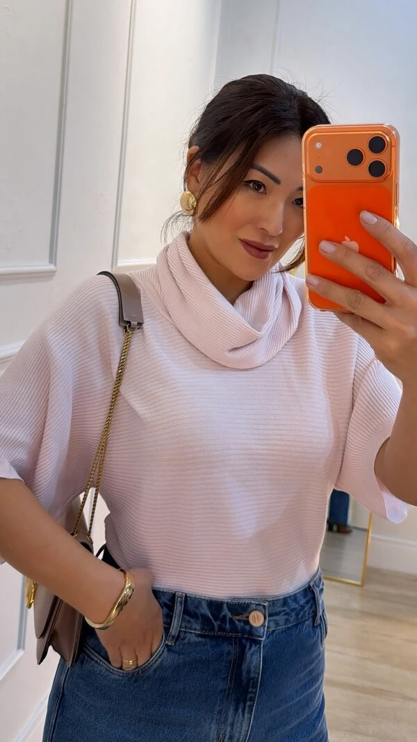 Poncho Tricot Gola Rolê Miriã Canelados Horizontais
