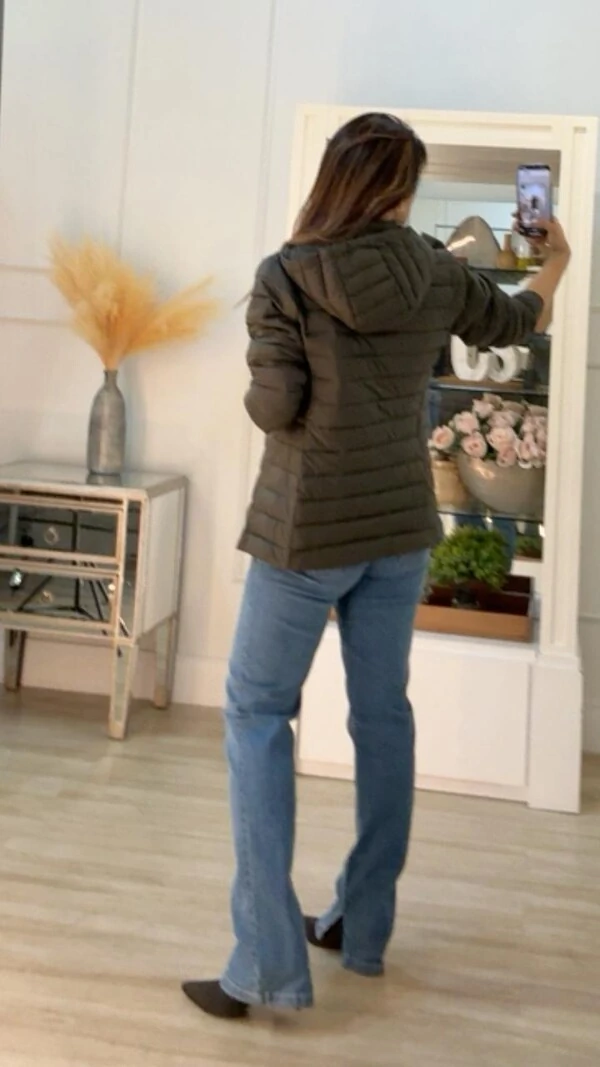 Jaqueta Nylon Pespontos Na Horizontal Michelly Ziper Onix