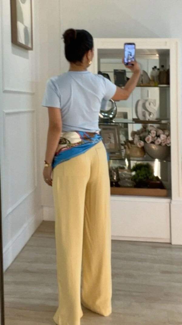 Blusa De Malha Bruna Mangas Curtas