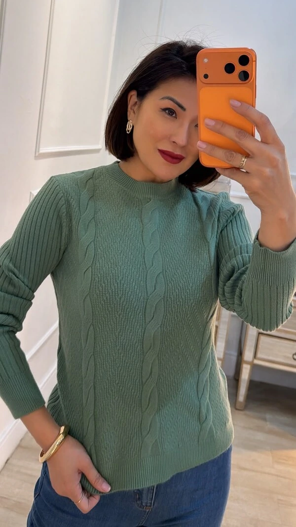 Blusa Tricot Texturas Na Diagonal Alana Trançados Triplos
