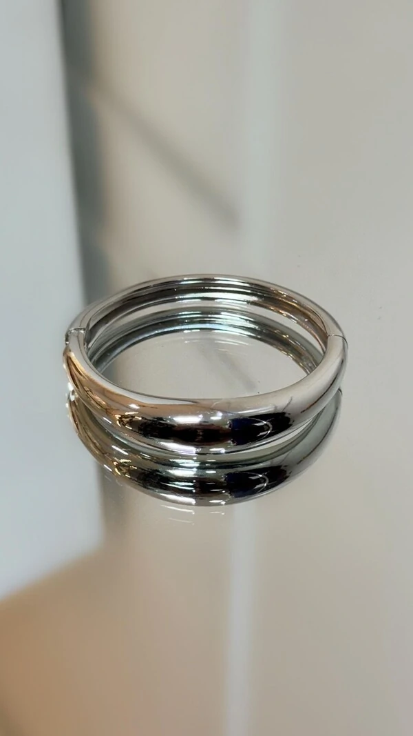 Bracelete Oval Assimétrico