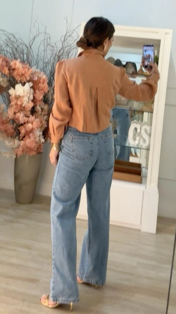 Camisa Cropped Linho Mangas Princesa Veronica Prega Posterior