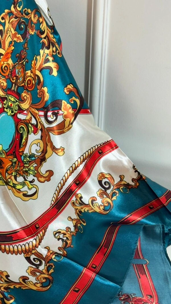 Lenço Acetinado Estampado
