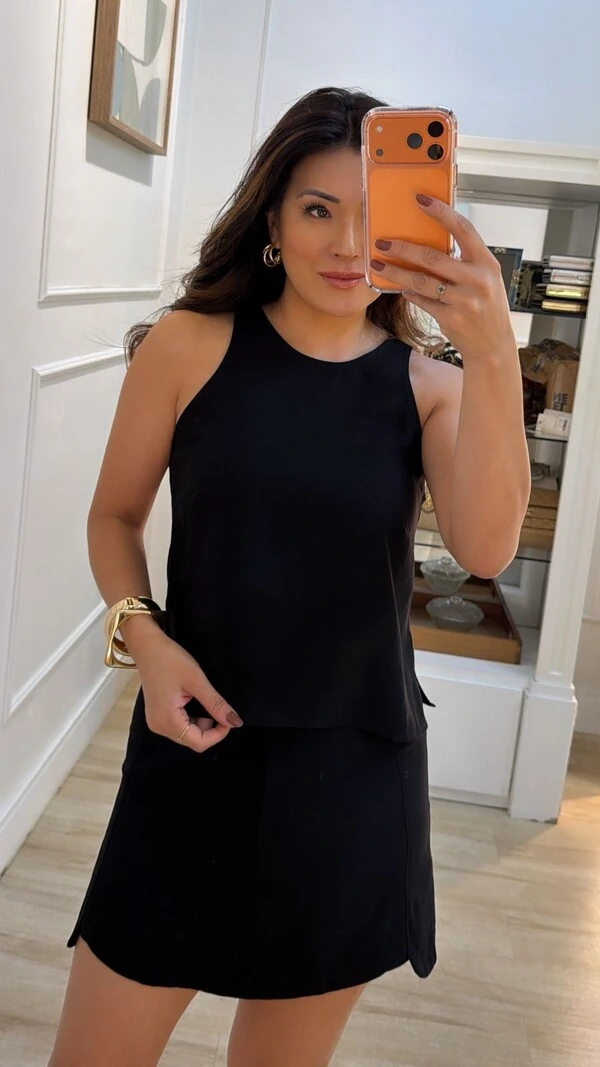 Blusa Regata Cavada Noemi Recorte Vazado Posterior