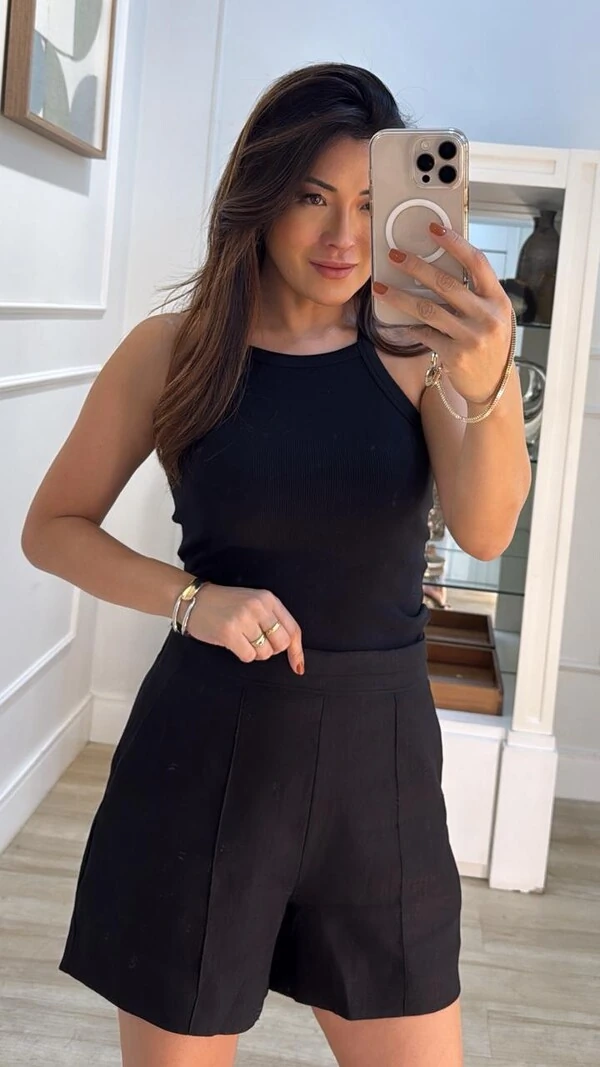 Blusa Regata Olivia Malha Canelada Decote Quadrado