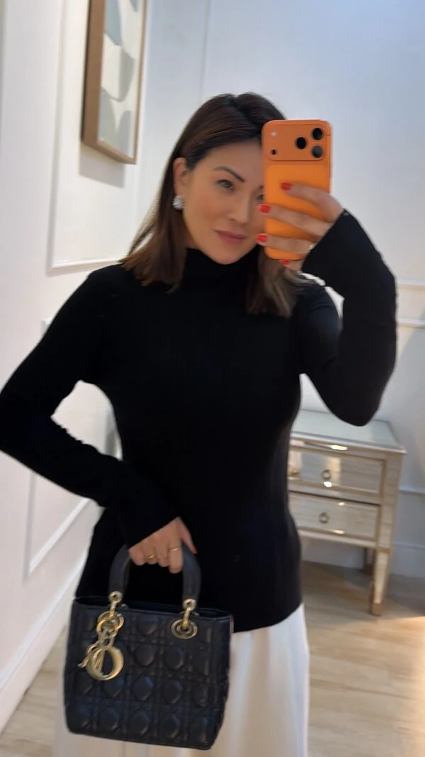Blusa Tricot Cacharrel Luna Relevo Na Vertical E Nevuras Em Zigue E Zague
