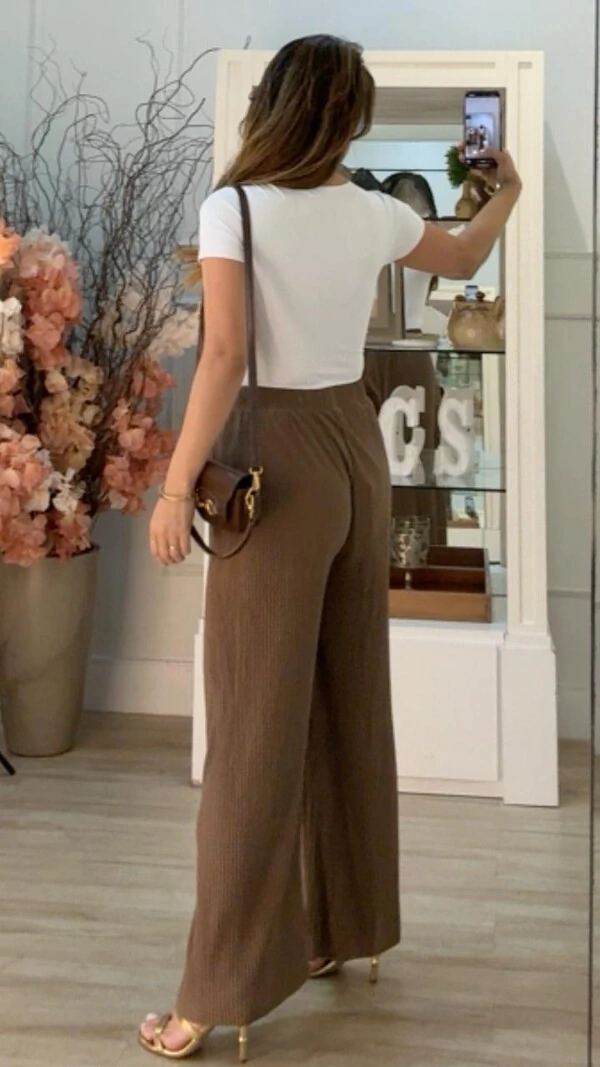 Calça Pantalona Plissada Yandra Amarração Frontal