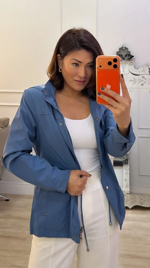 Parka Capuz Removível Alexandra Zíper E Botões De Pressão Ônix