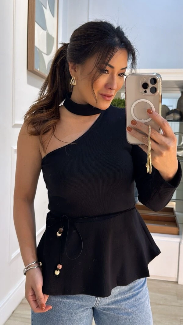 Blusa Alongada Canelada Peplum Ombro Único Chloe Cinto Fino