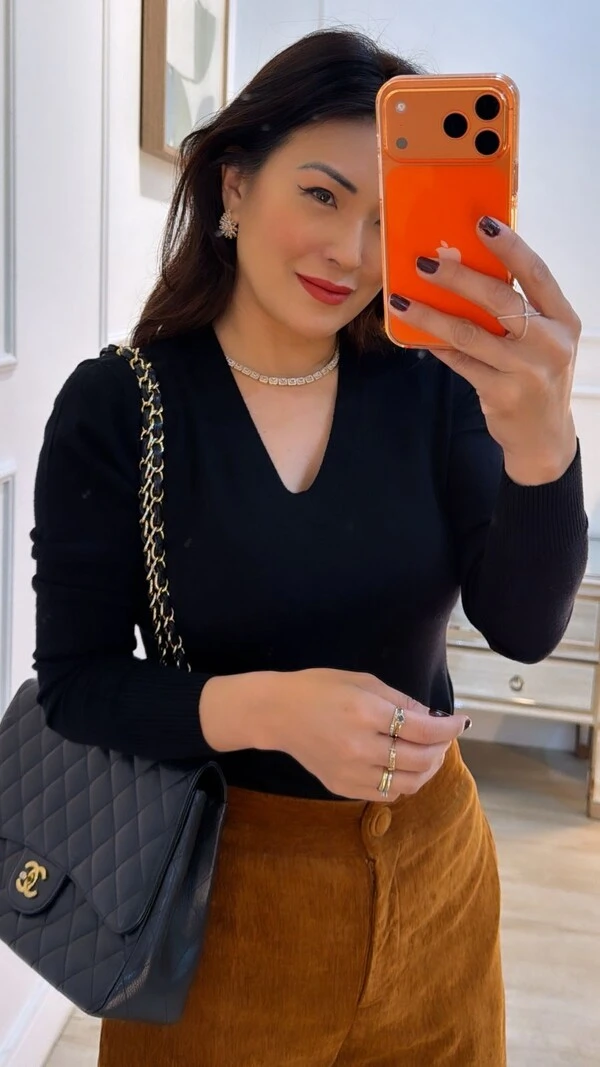 Blusa Tricot Decote V Ashley Mangas Longas