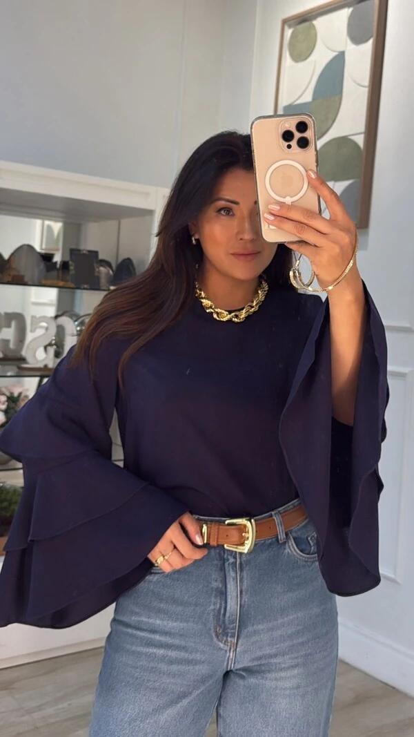 Blusa Crepe Betina Mangas Longas Com Babados