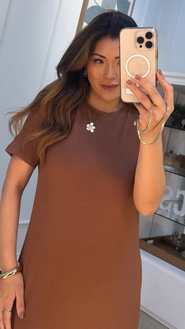 Vestido Midi Malha Gola Careca Simone Fendas Laterais