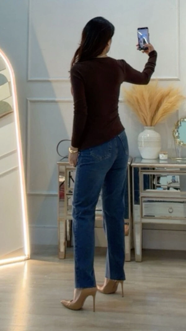 Blusa Tricot Katia Texturas E Detalhes Em Relevo Frontais