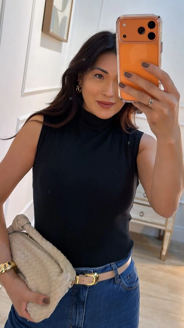 Blusa Regata Com Nervuras Caneladas Luiza Gola Alta