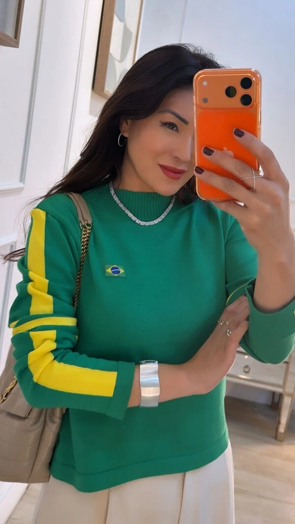 Blusa Tricot Brasil Gola Alta Maju Mangas Longas