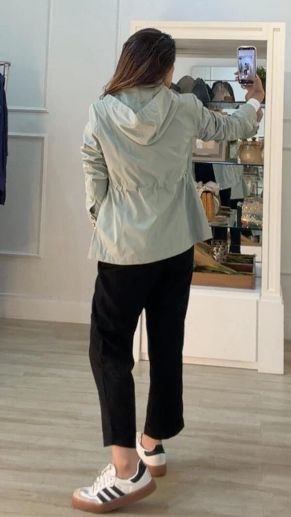 Parka Com Puxadores Reguláveis Na Cintura Luna Botões Dourados