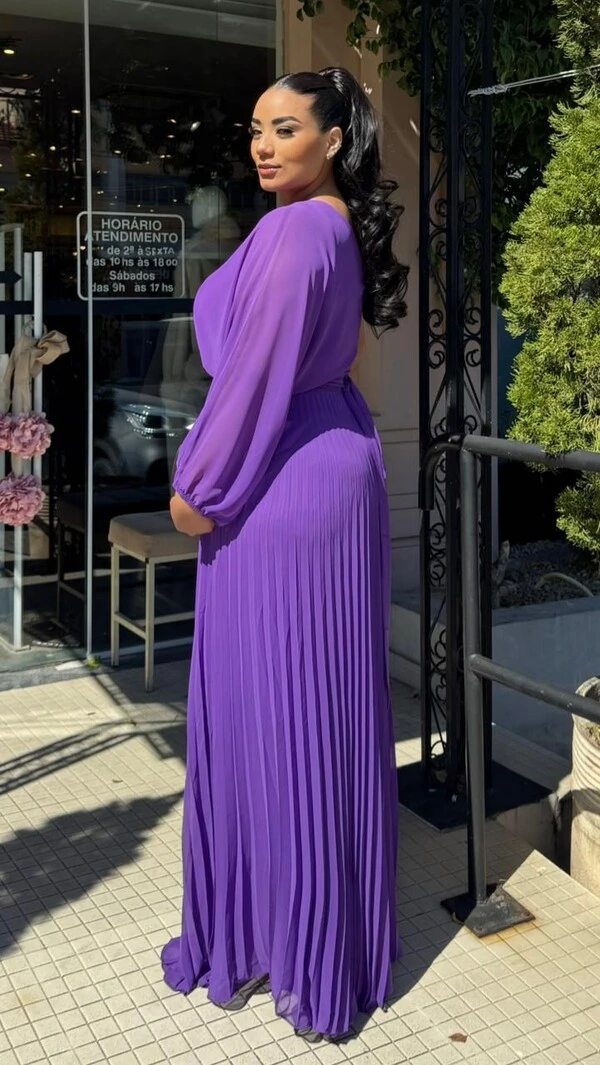 Vestido Longo Plissado Carla Manga Única Com Cinto Faixa