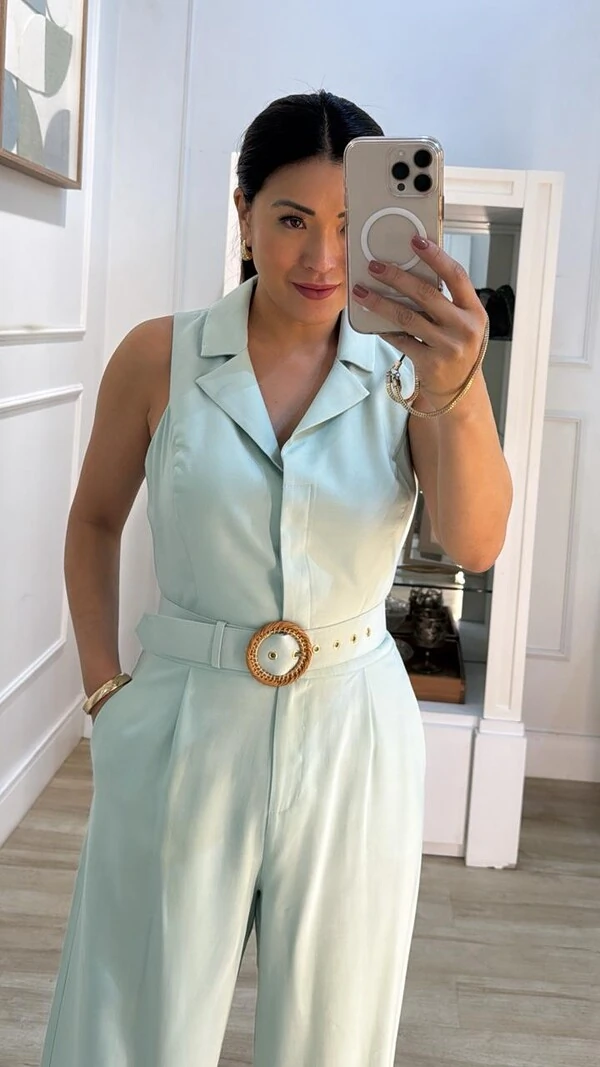 Macacão Pantalona Frente Única Simone Cinto Redondo Detalhado