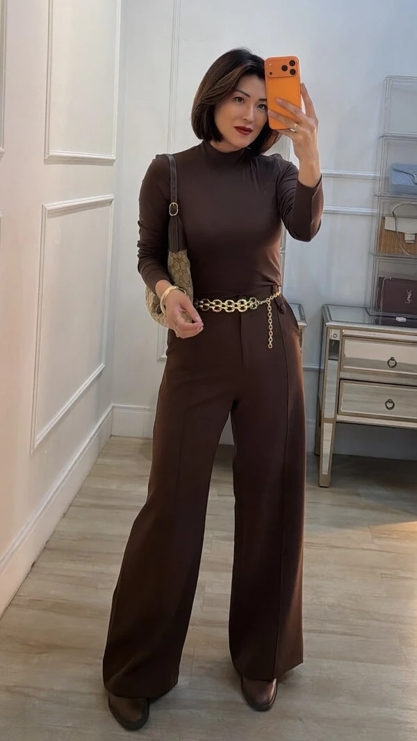 Blusa De Malha Gola Alta Monique Mangas Longas