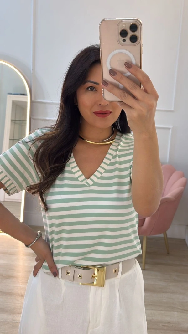 Blusa Malha Listrada Bianca Decote V