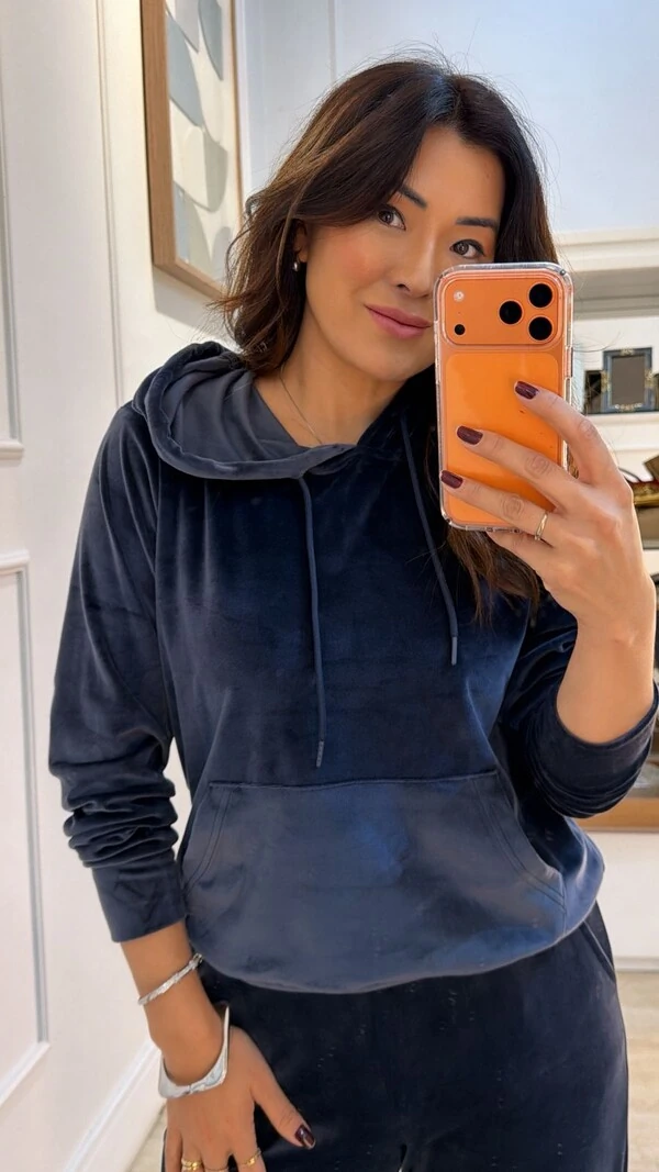 Jaqueta Casaco Pullover Plush Jessy Com Capuz