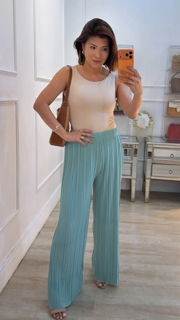 Calça Pantalona Plissada Serena Pala Larga Com Elástico