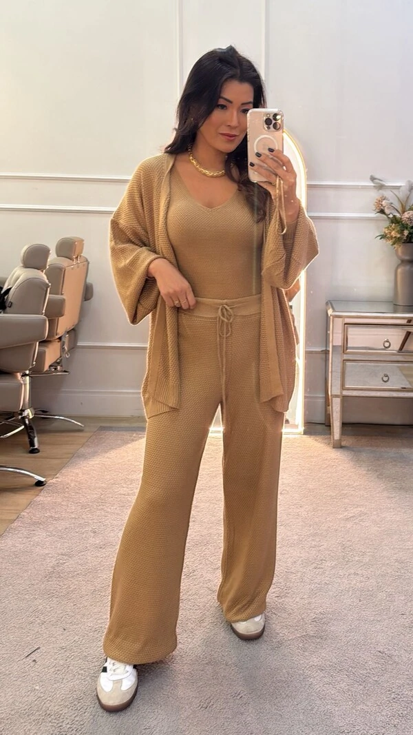 Conjunto Tricot 3 Peças Gigi Twin Set & Calça Pantalona