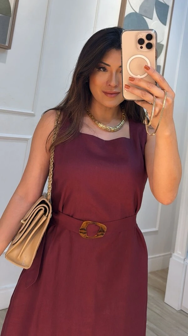 Vestido Midi Linho Decote Reto Larissa Cinto Fivela Resinada