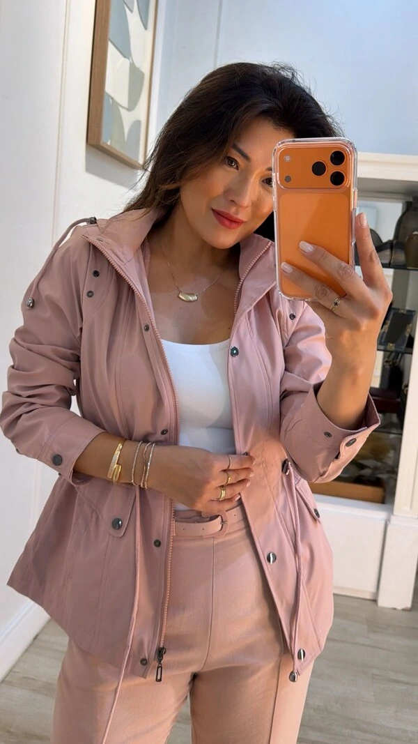 Parka Star Capuz Removível Com Puxadores Reguláveis E Botões Ônix