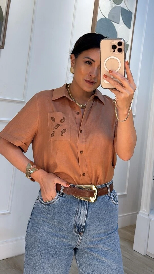 Camisa Linho Amora Com Bolso Único Bordado