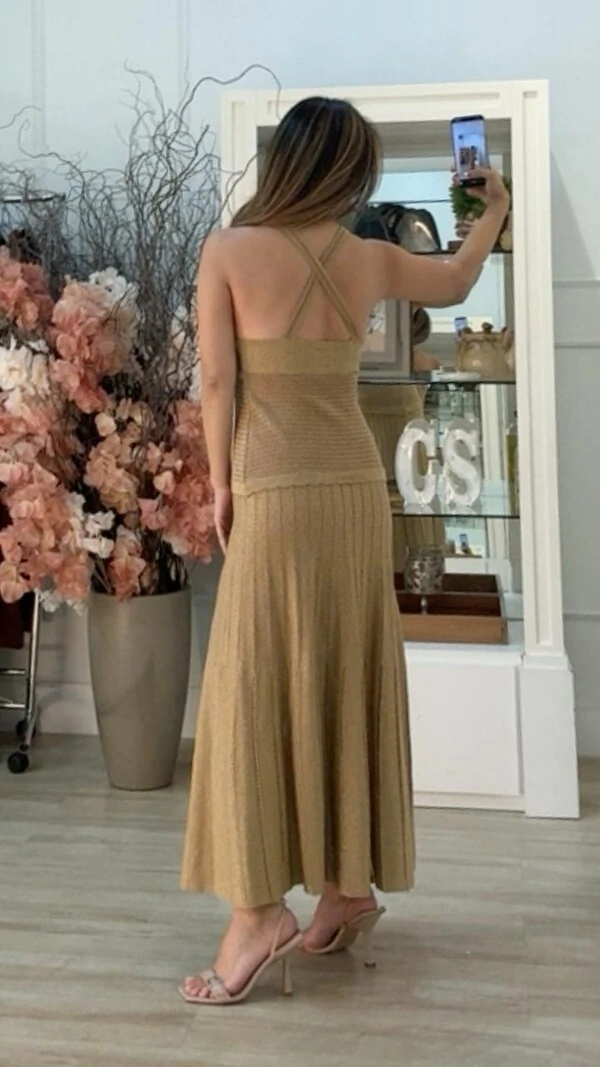 Vestido Tricot Com Fio De Lurex Decote V Ariel Detalhe Camada Em Nuvem