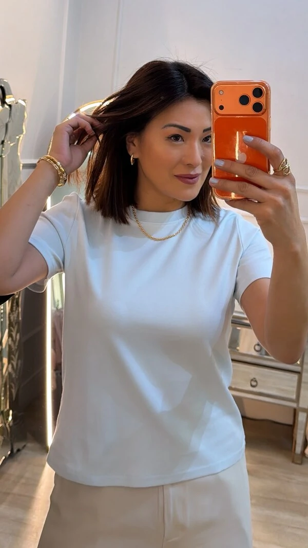 Camiseta De Malha Básica Soraya Gola Careca