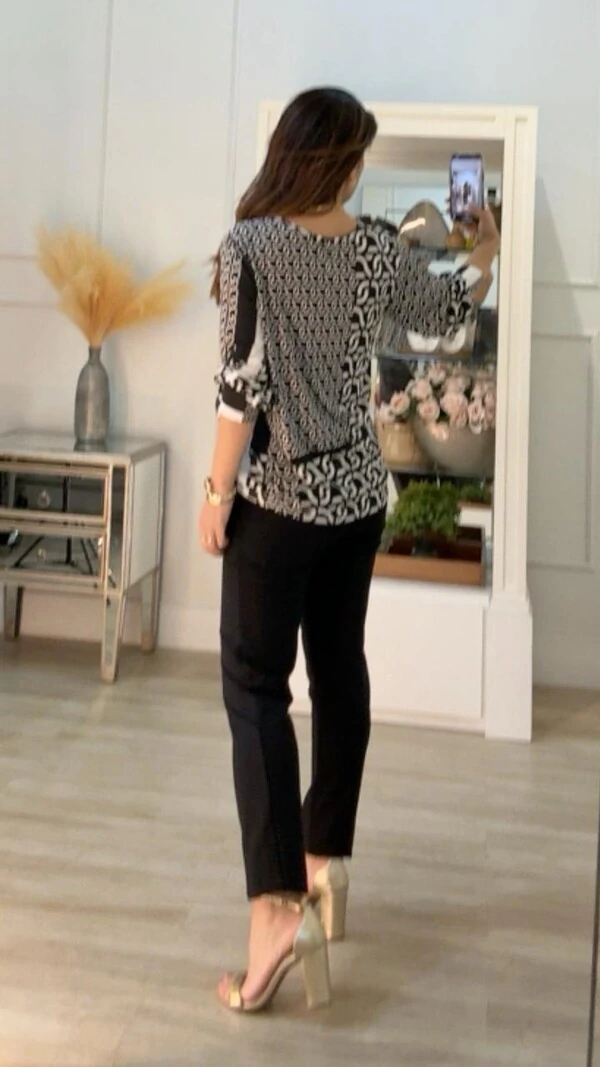 Blusa Malha Fria Estampa De Elos Felipa Mangas Longas