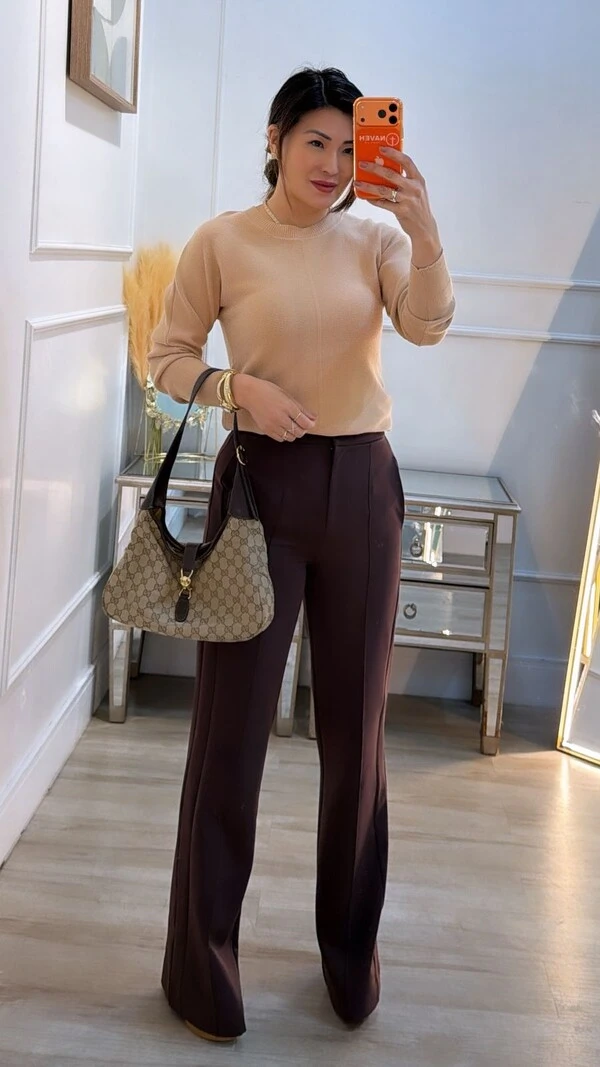 Blusa Tricot Punhos Largos Lavínia Detalhe Nervura Frontal