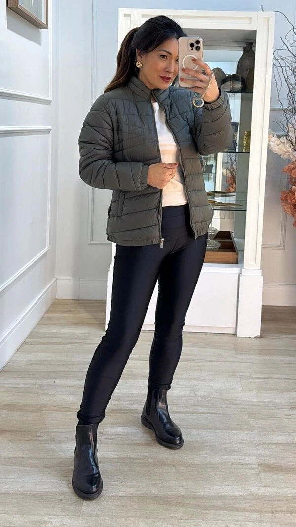 Jaqueta Nylon Valentina Pespontos Em Triangulo Horizontal