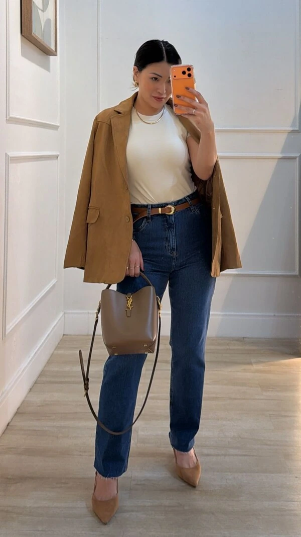 Casaco Suede Liz Com Bolsos Frontais e Botões Nos Punhos