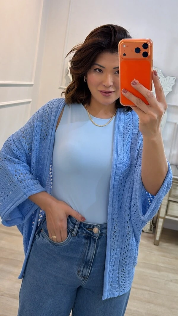 PRÉ-VENDA DATA ESTIMADA DE ENVIO DIA 26/10 Kimono Tricot Vazado Fabi Mangas 3/4