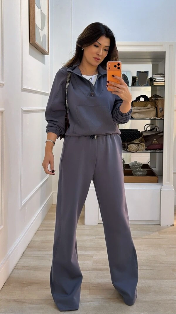 Conjunto Moletom Luiza Blusa Detalhe Elástico Nos Punhos E Calça Pantalona