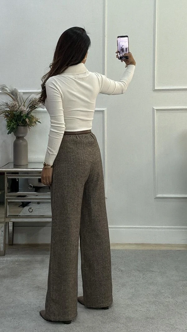 Blusa Tricot Anahí Gola Rolê