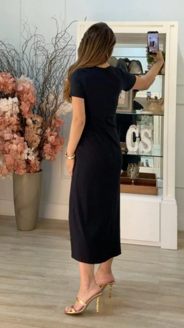 Vestido Midi Canelado Decote V Tania Bolsos Frontais