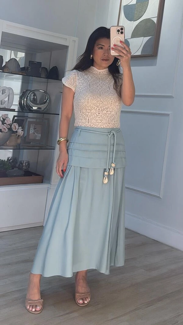 Blusa Tricot Com Entremeios Gola Alta Sandy Punhos E Barrado Ondulados