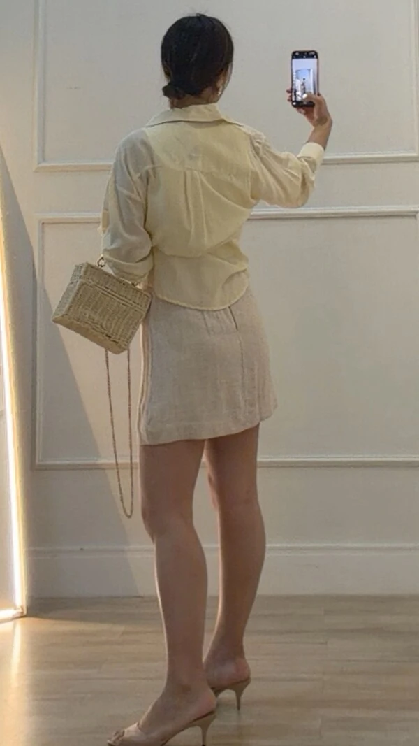 Shorts Saia Viscose Com Linho Lívia Pala Com Detalhe Ondulado
