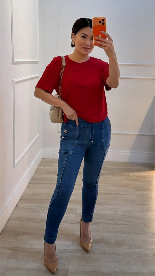Blusa De Malha Ampla Barbara Mangas Curtas Com Recortes