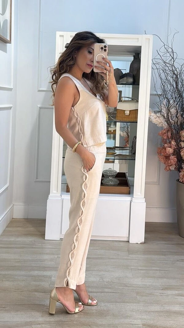 Blusa Regata Decote V Esther Trançado Lateral